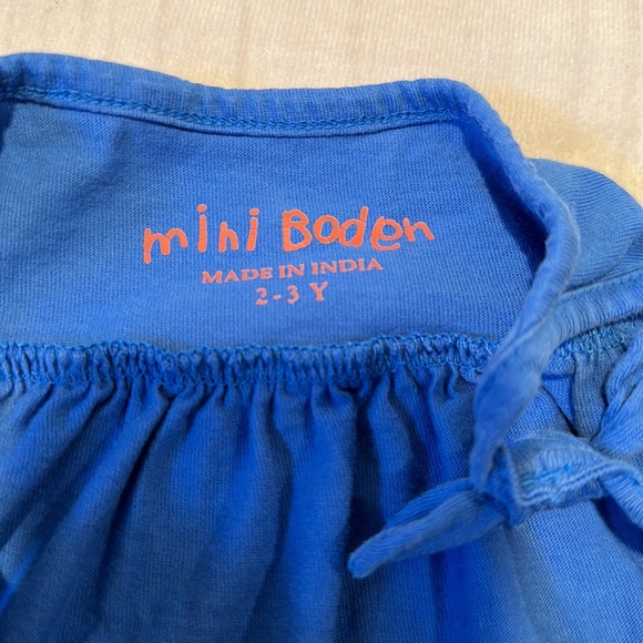 8/$25 Mini Boden Blue Flower Tank Top Size 2-3 Years - Picture 3 of 6